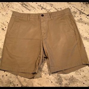 Bonobos 7 inch Chino shorts Size 33